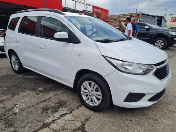 CHEVROLET SPIN 1.8 LT 8V FLEX 4P MANUAL CHEVROLET SPIN 1.8 LT 8V FLEX 4P MANUAL